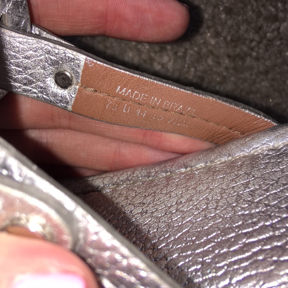 Tory Burch Tumbled Leather Silver Miller Sandals - Picture 6 of 6